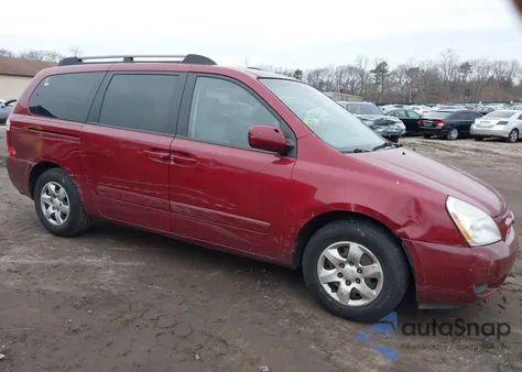 2008 Kia Sedona Lx z USA, uszkodzony, nr VIN KNDMB233686266306